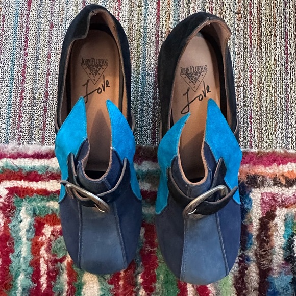 Fluevog NEARLY NEW Summer of Love Amor 60s-inspired blue suede clog-6.5 (fits 7) - Picture 9 of 16